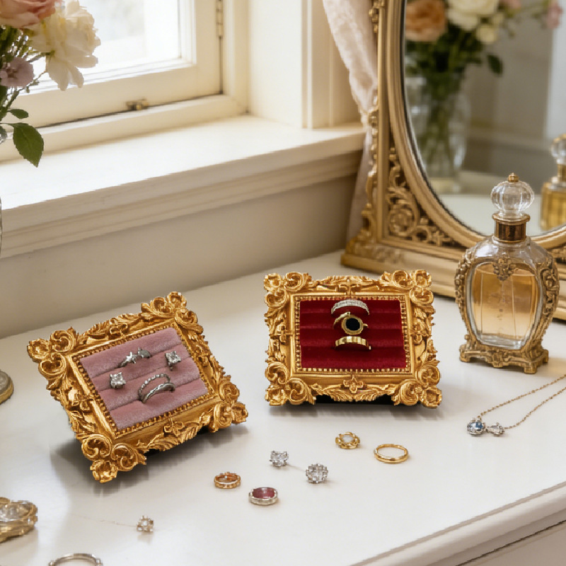 Vintage Picture Frame Ring Dis - огляд і ціна Outdoor Furniture Vintage